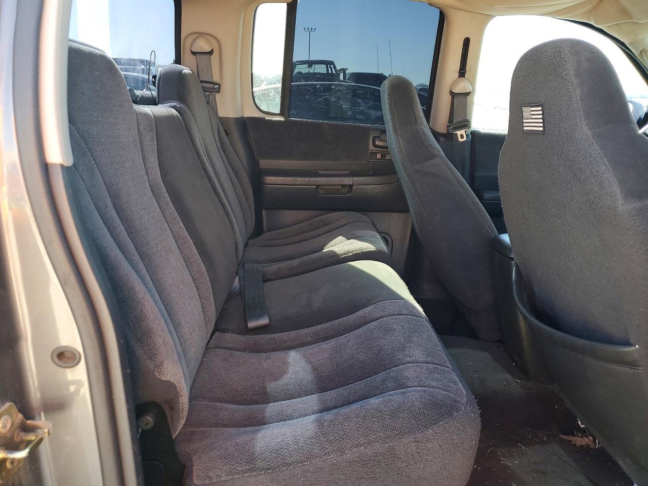 2004 Dodge Dakota Quad slt