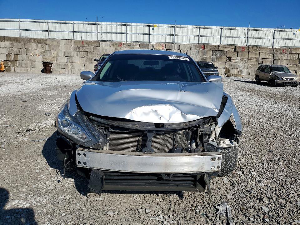 2016 Nissan Altima 2.5 sr
