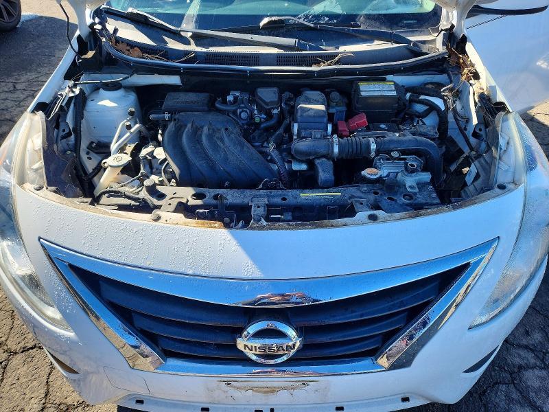 2017 Nissan Versa 1.6 s Plus