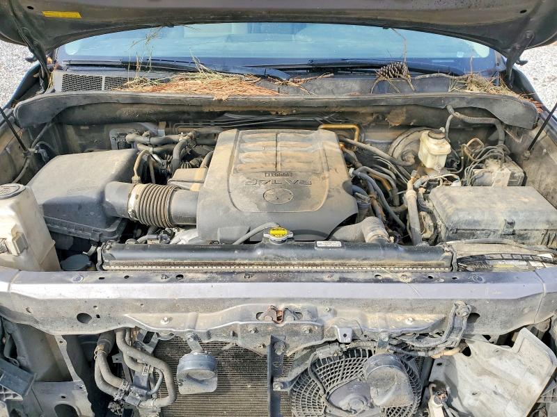 2011 Toyota Sequoia SR5