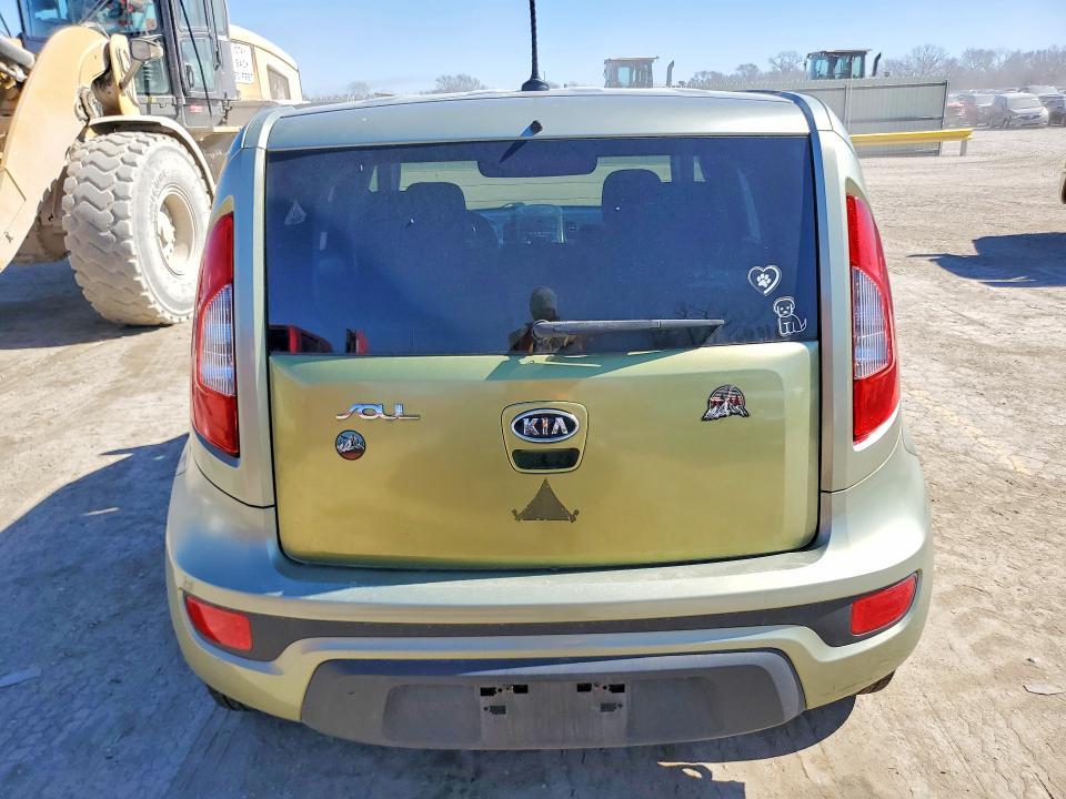 2012 KIA Soul +