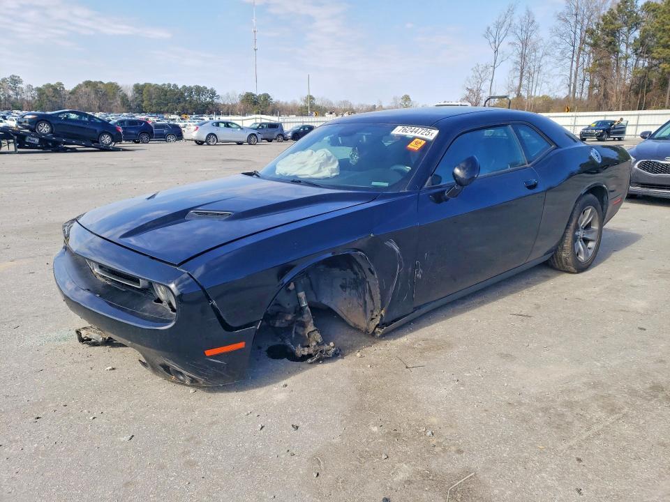 2015 Dodge Challenger sxt