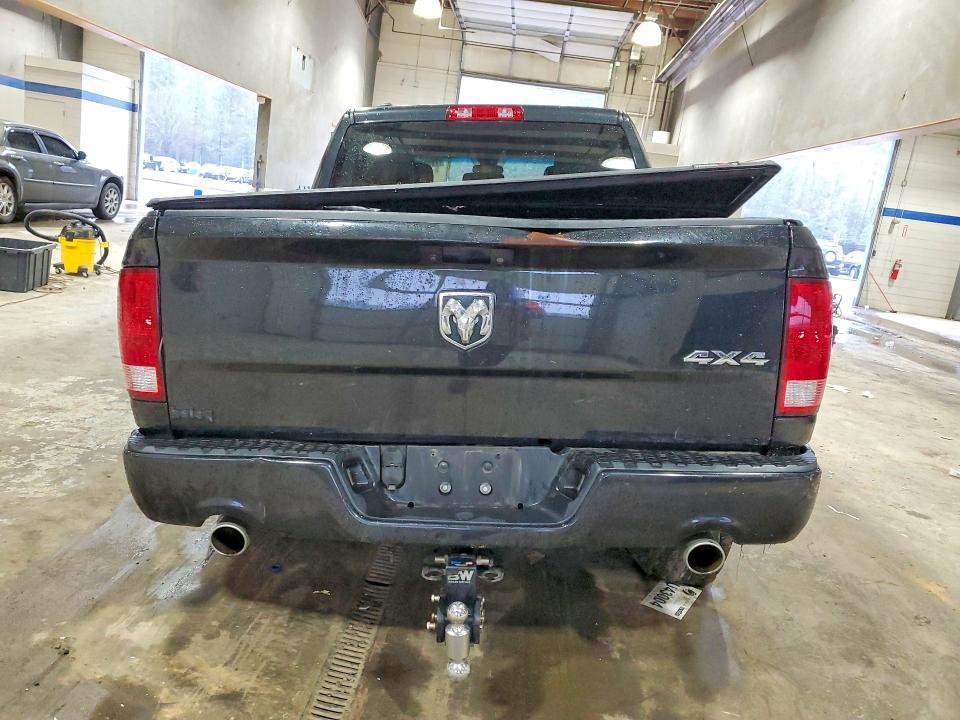 2018 Ram Trucks 1500 ST