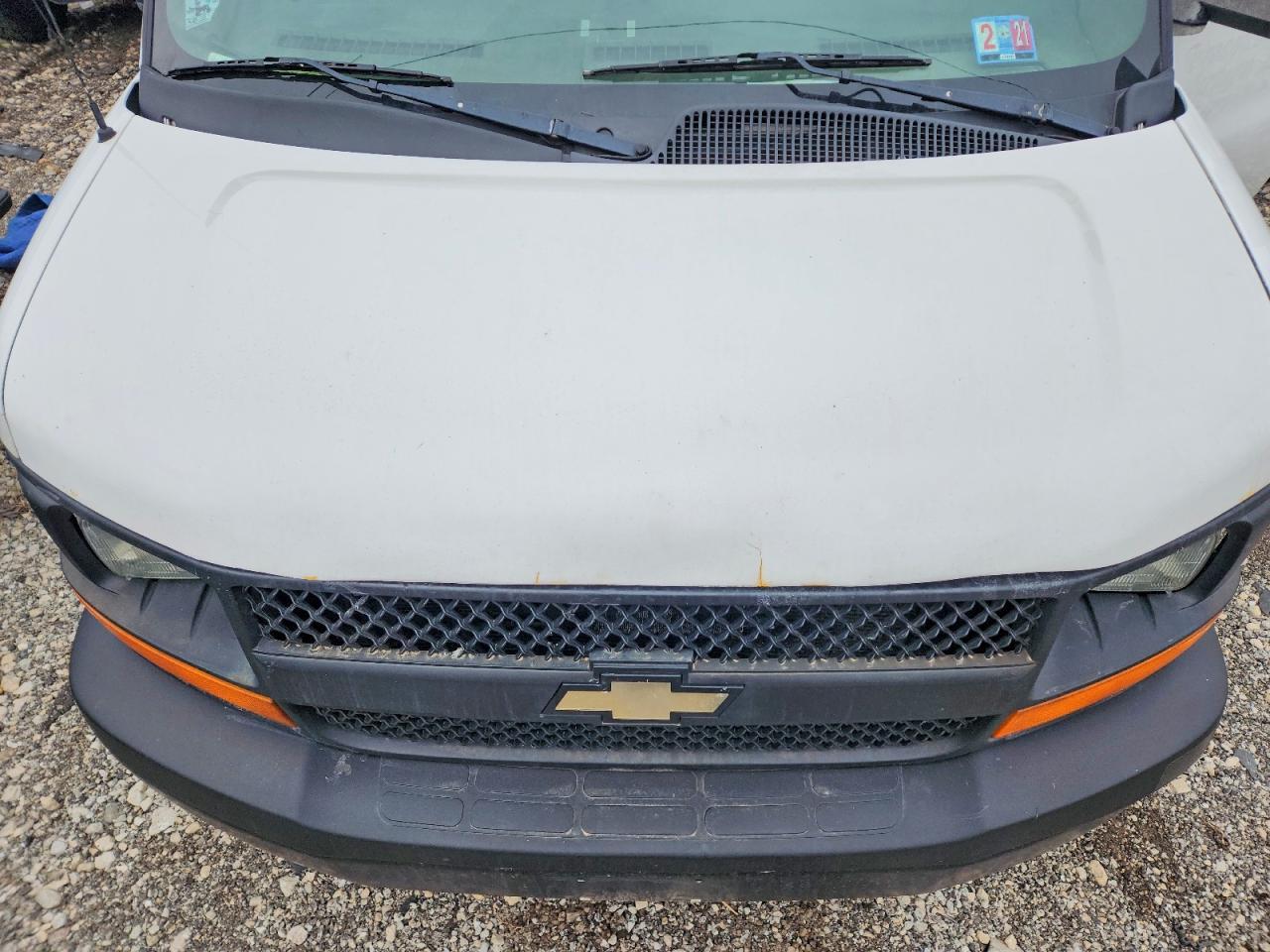 2013 Chevrolet Express G3500 BOX Truck