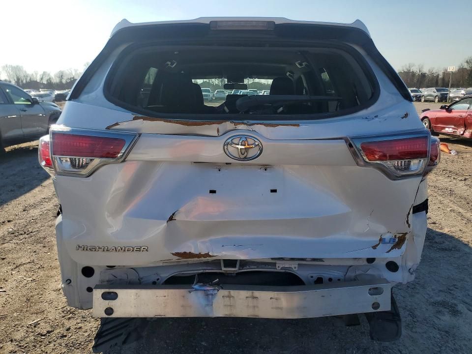 2015 Toyota Highlander le