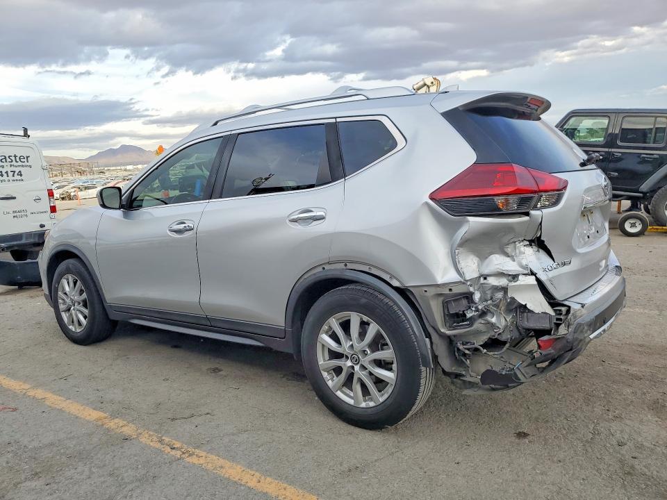 2020 Nissan Rogue s