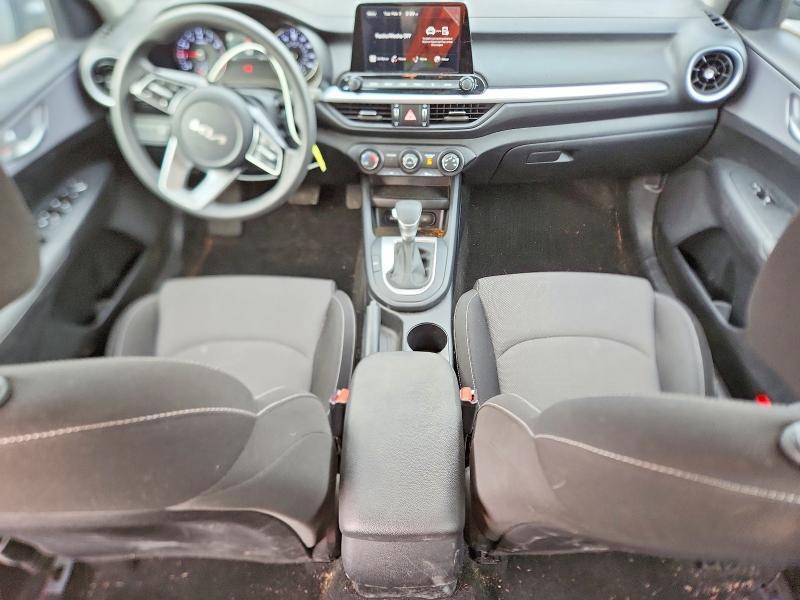 2024 KIA Forte lx
