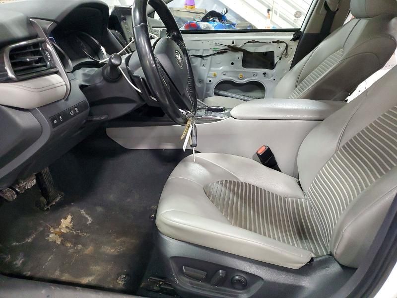 2022 Toyota Camry se