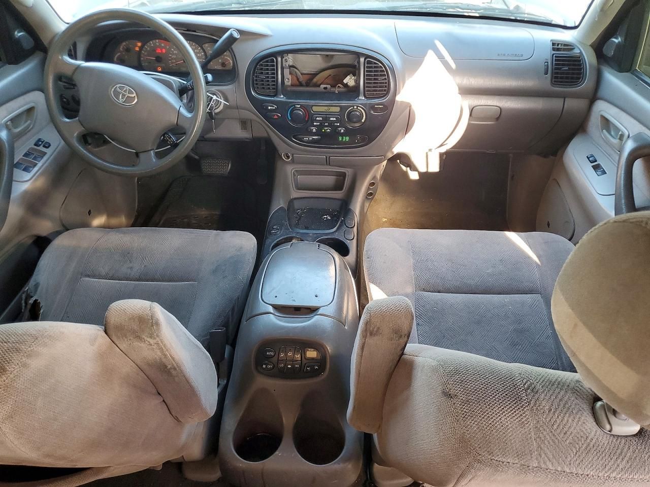 2003 Toyota Sequoia SR5