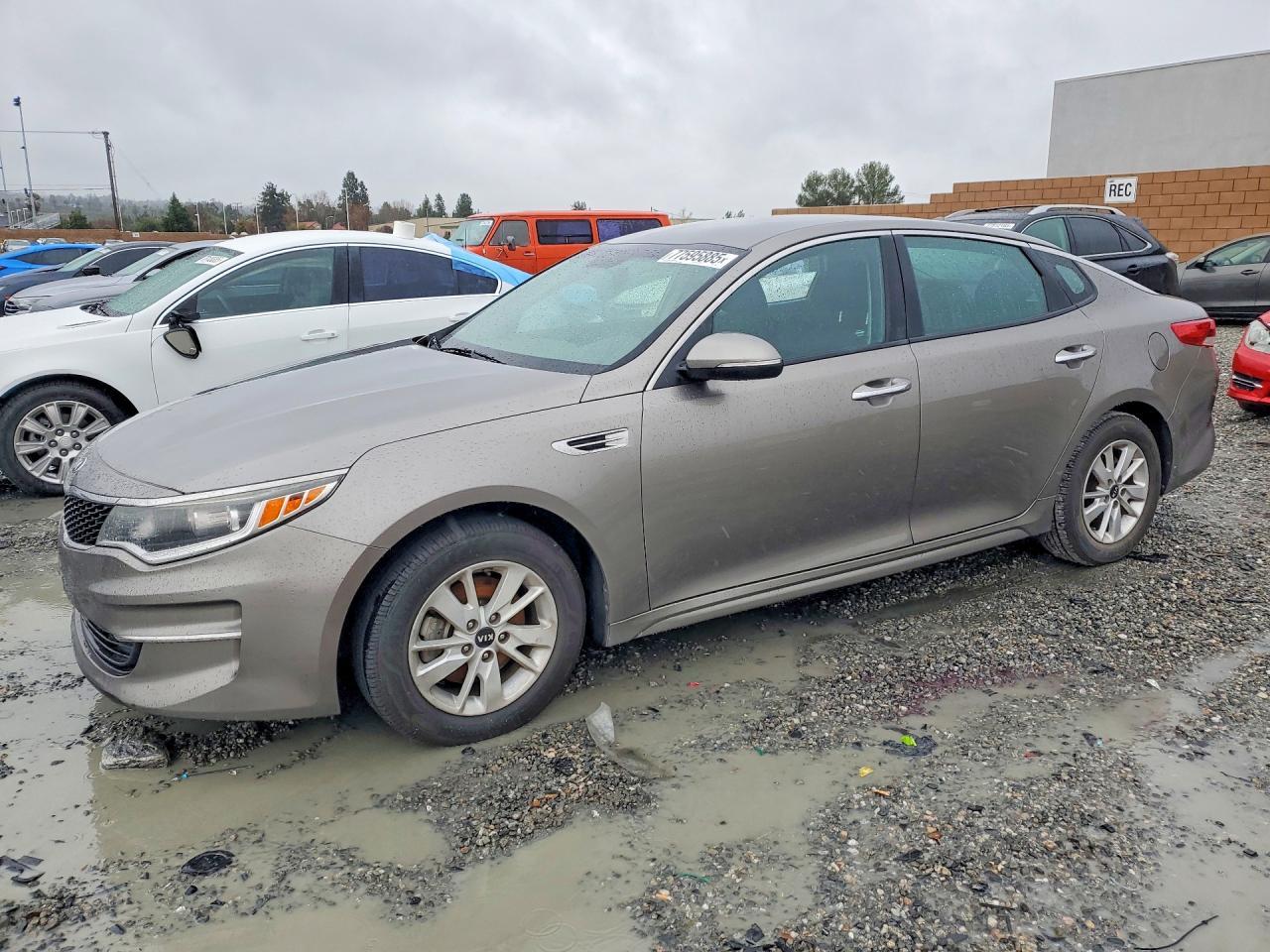 2016 KIA Optima lx