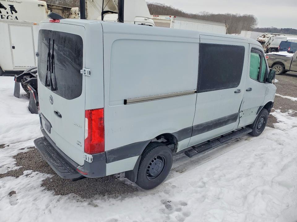 2022 Mercedes-Benz 2022 Mercedes Benz Sprinter 2500 Delivery van