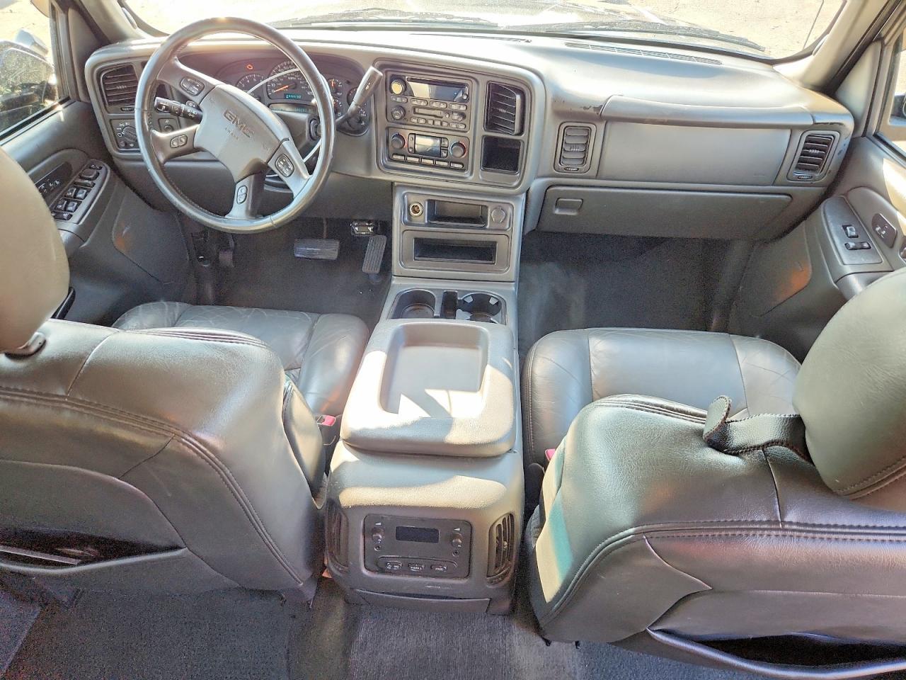 2005 GMC New Sierra C1500