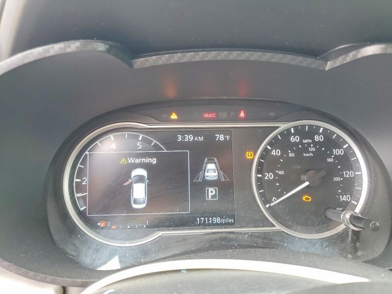 2020 Nissan Versa sv