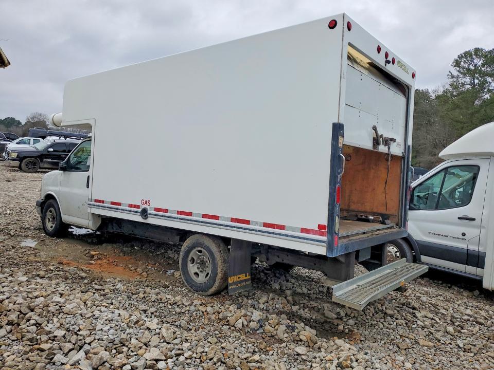 2020 Chevrolet Express Delivery Truck