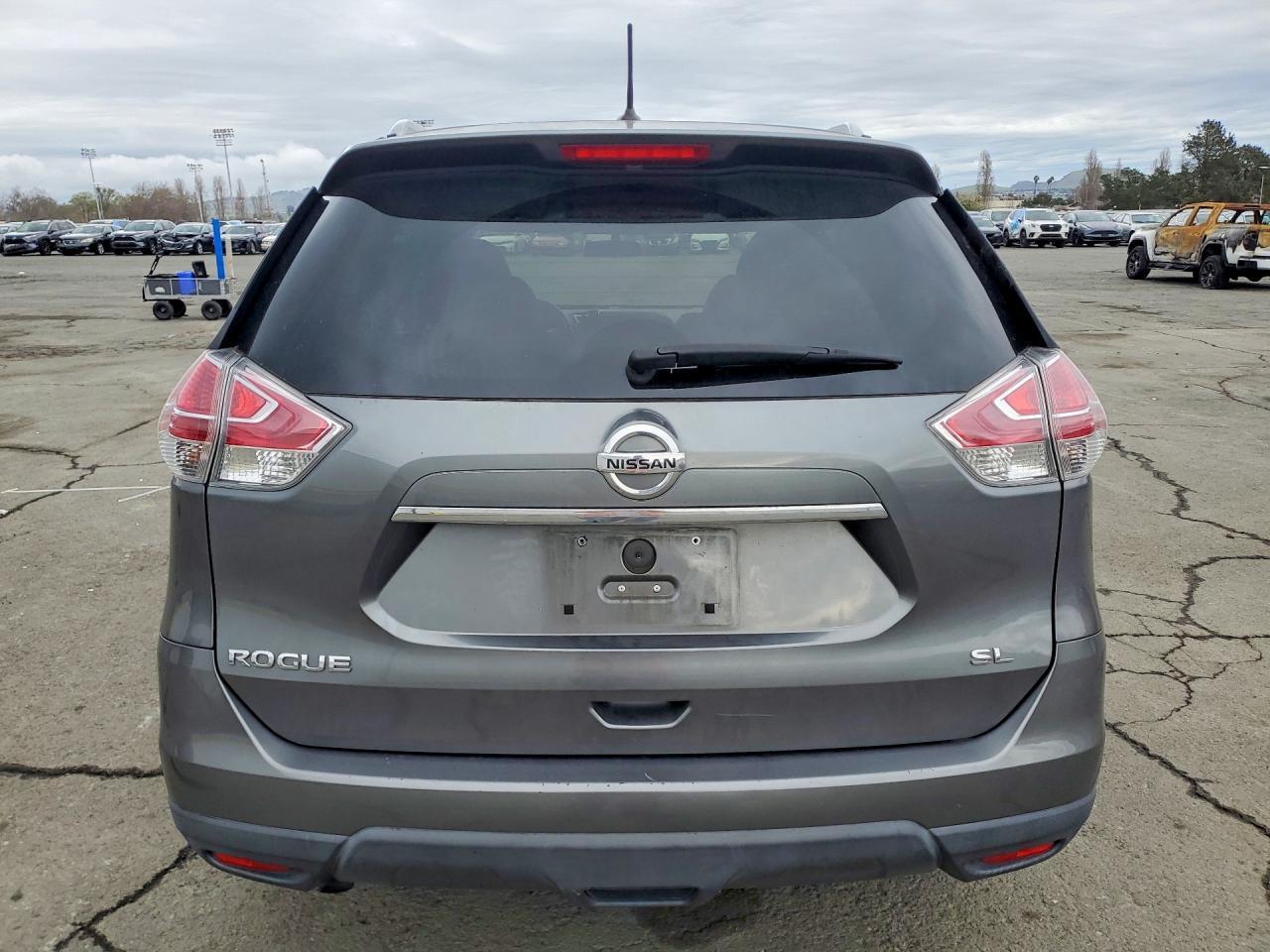 2016 Nissan Rogue sl
