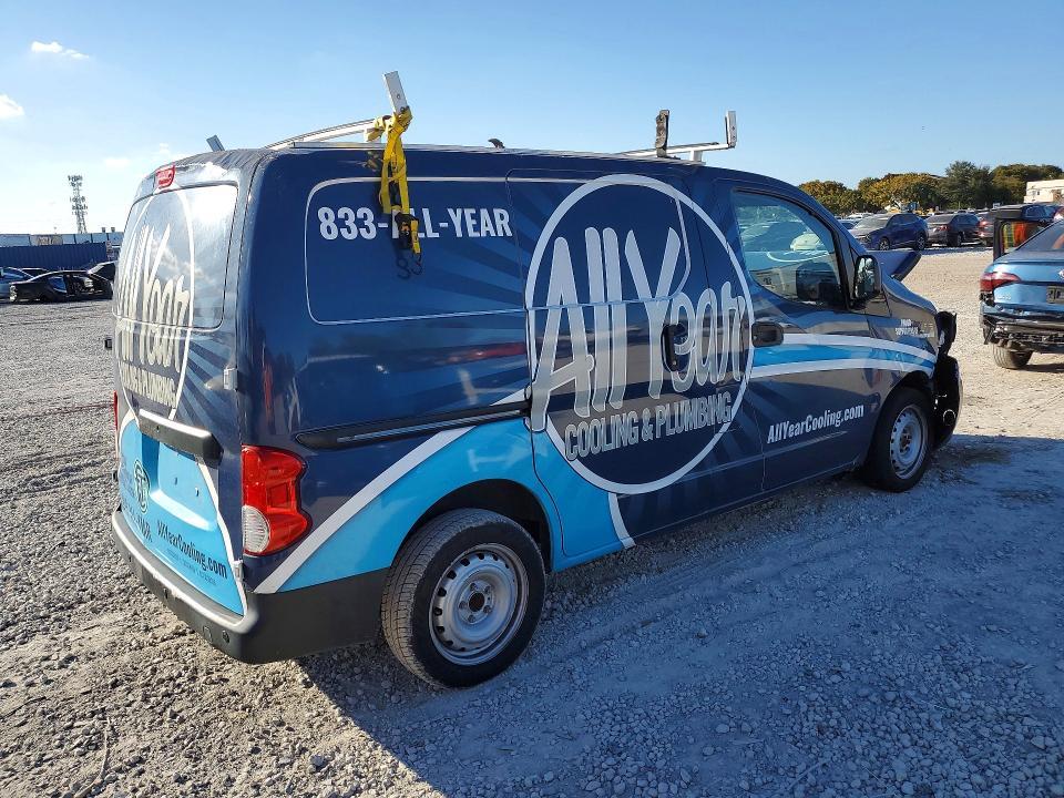 2018 Nissan NV200 2.5S
