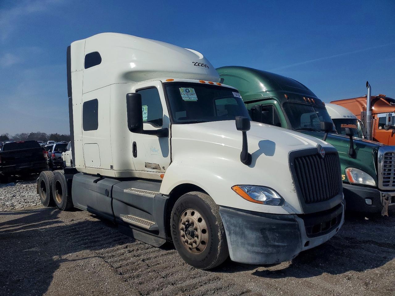 2022 International LT625-Semi Truck