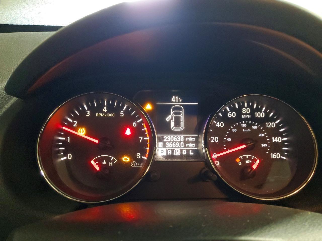 2011 Nissan Rogue s