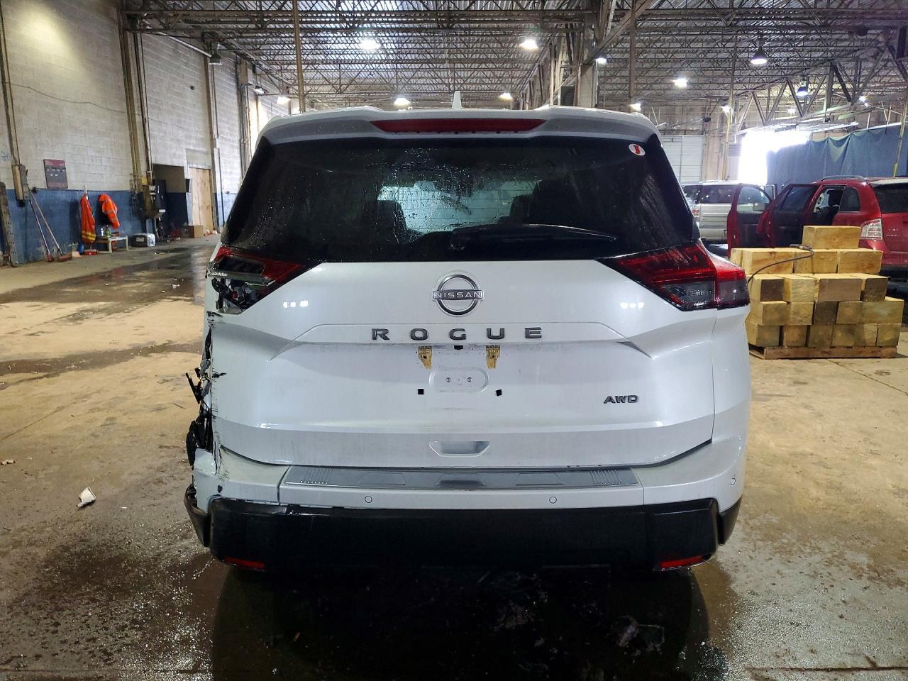 2025 Nissan Rogue sv