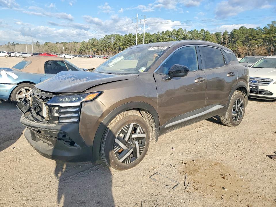 2026 Nissan Kicks sv
