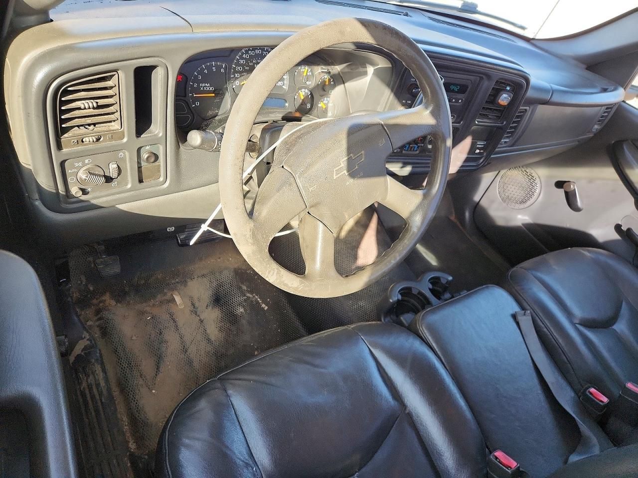 2004 Chevrolet Silverado C1500