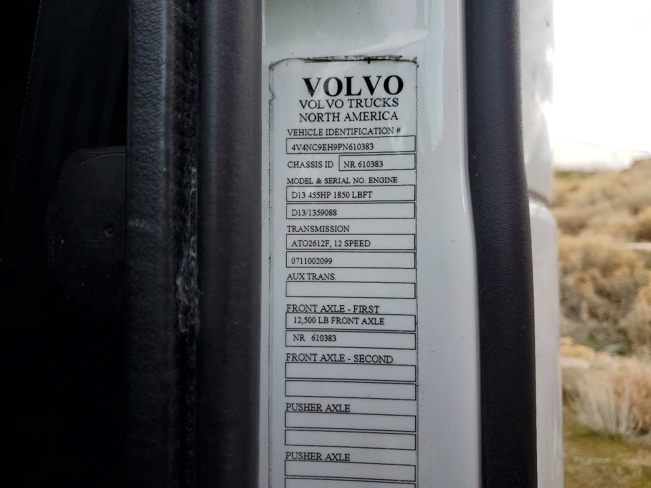 2023 Volvo VN VNL