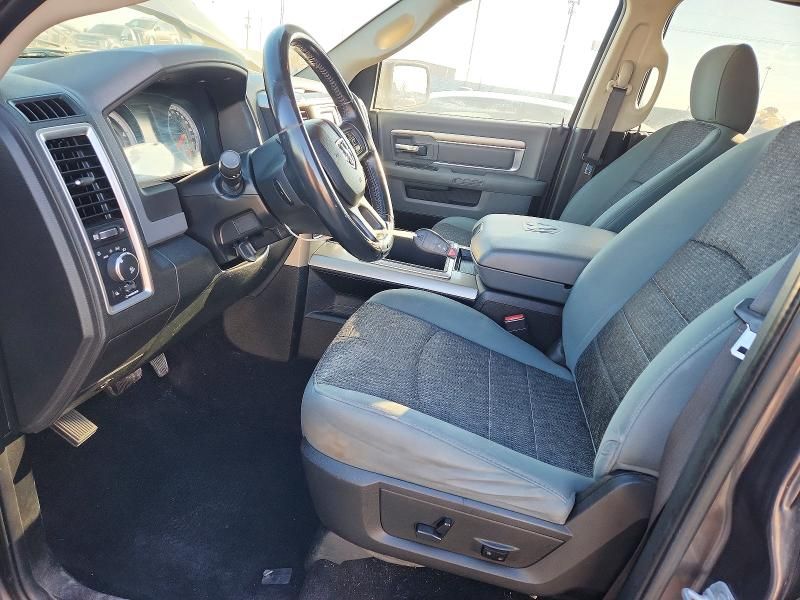 2015 Dodge RAM 1500 SLT