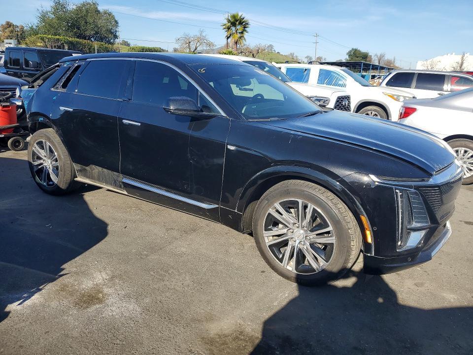 2023 Cadillac Lyriq Luxury