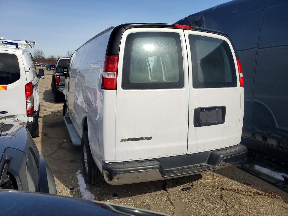 2021 Chevrolet Express 2500 Delivery Van
