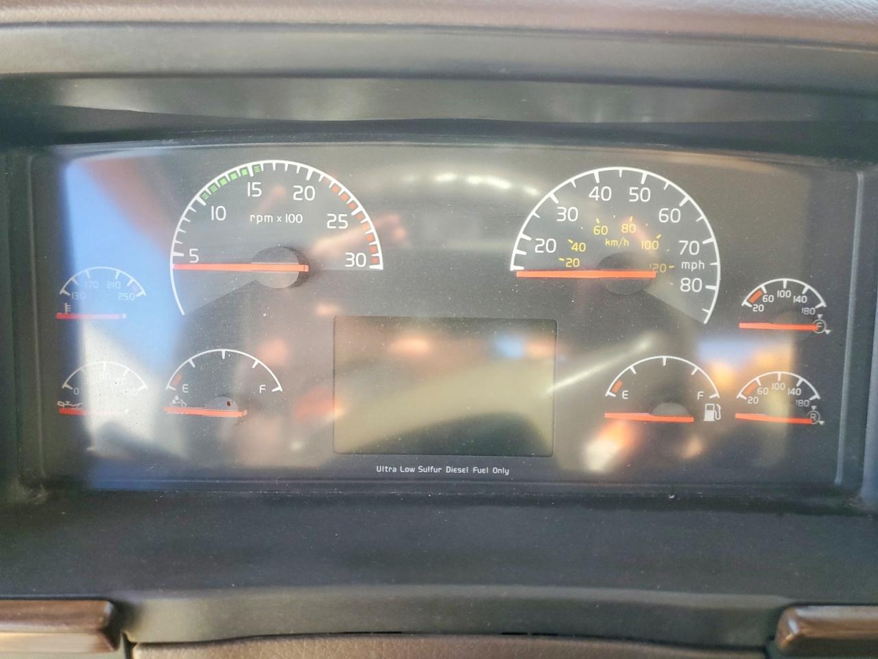 2012 Volvo VAH Car Hauler Truck