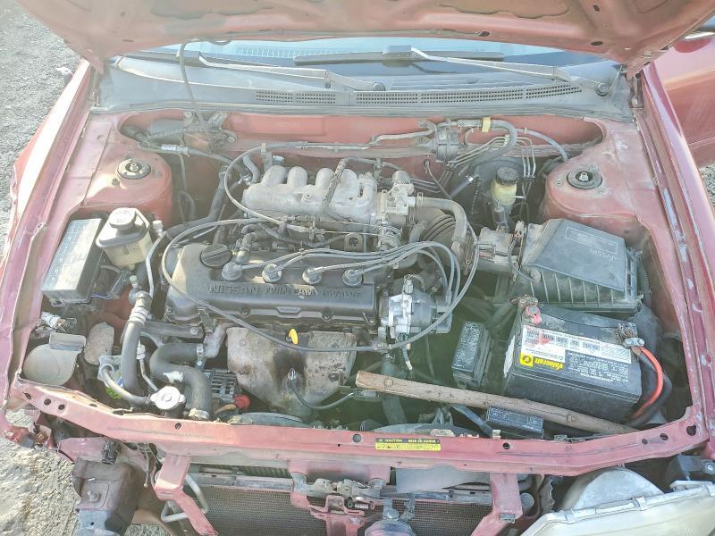 1995 Nissan Sentra Base