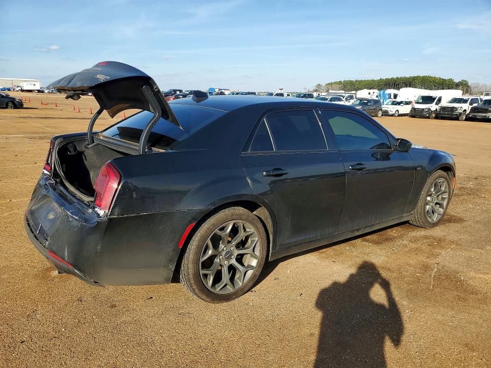 2018 Chrysler 300 s