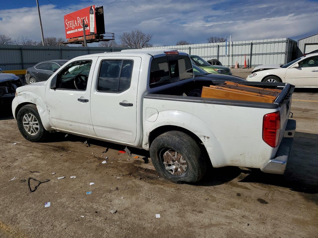 2016 Nissan Frontier SV
