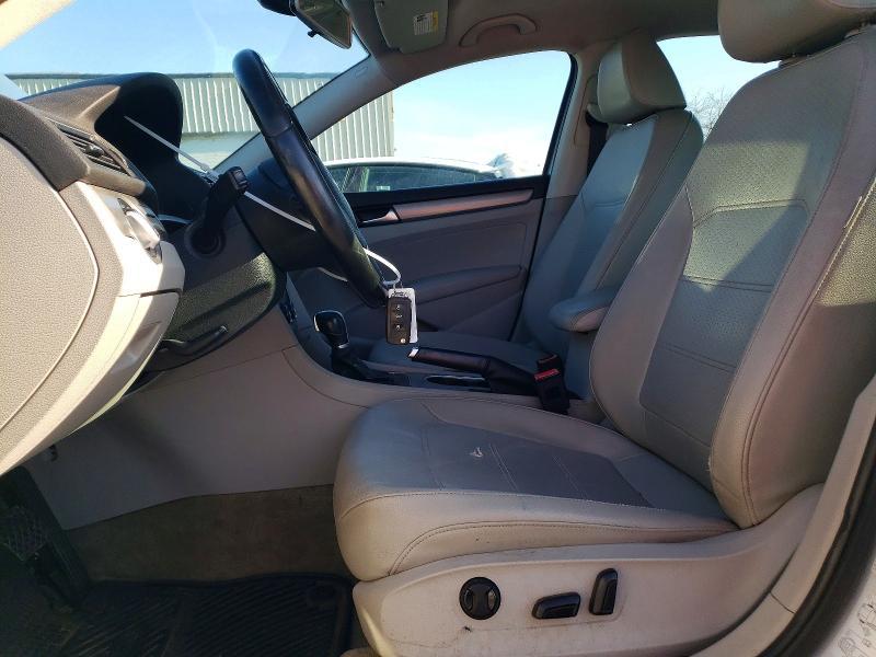 2015 Volkswagen Passat se