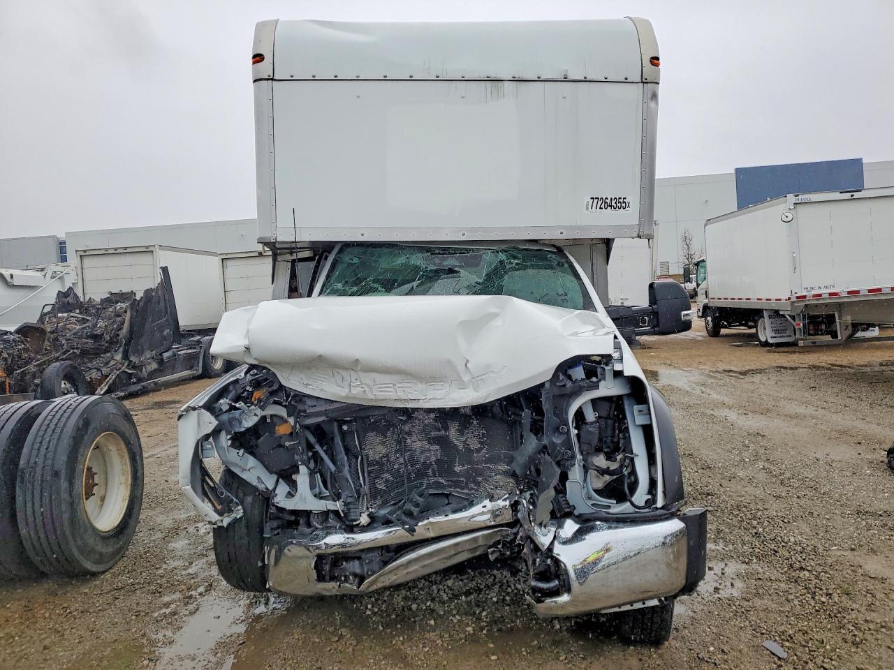 2023 Ford F550 Super Duty Delivery Truck