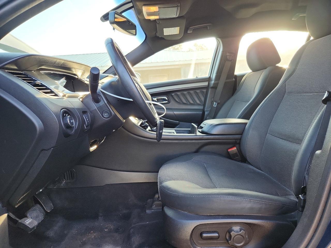 2017 Ford Taurus sel