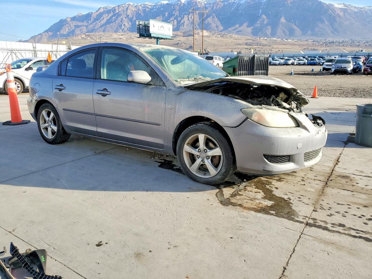 2005 Mazda 3 I