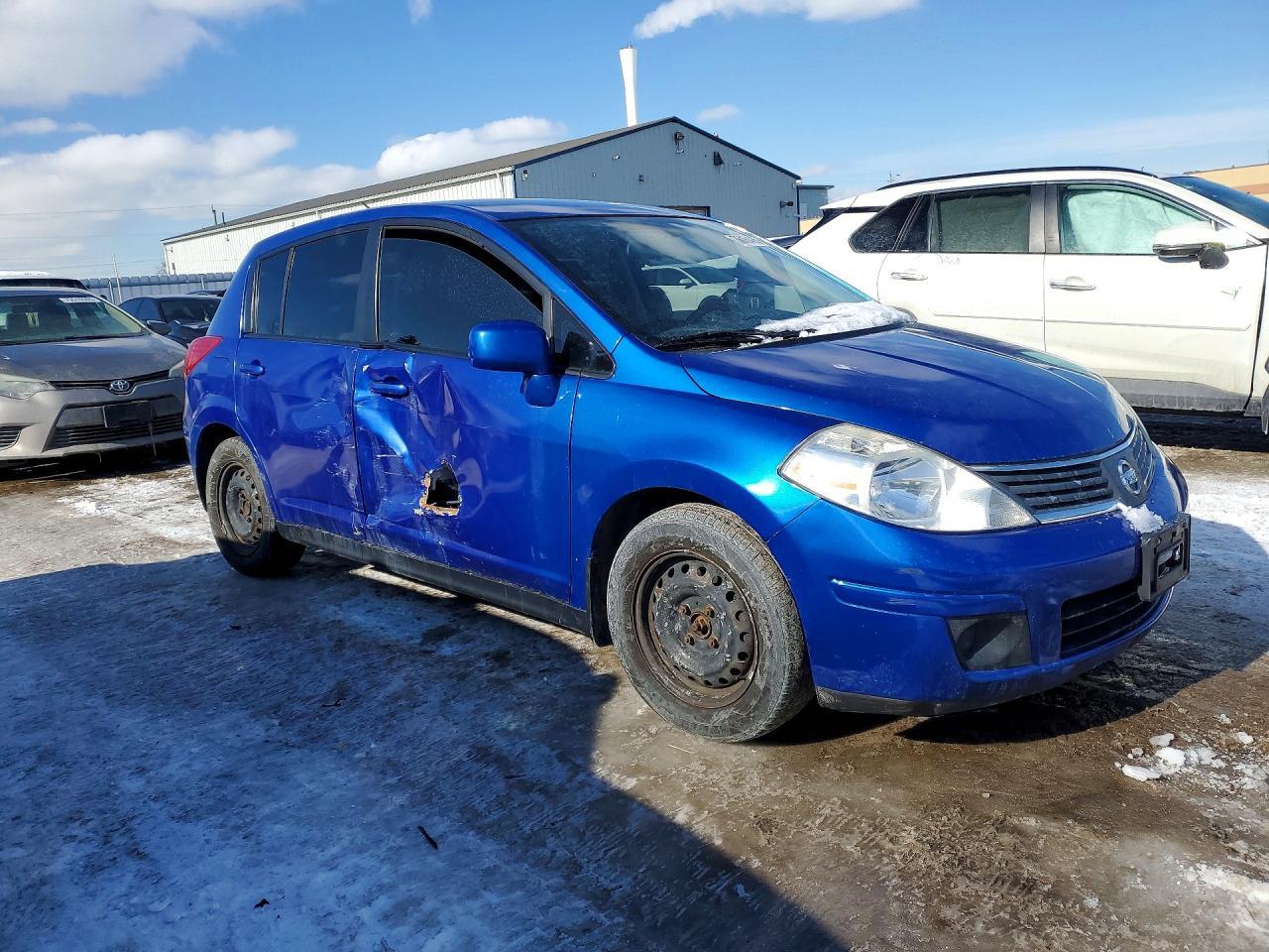 2009 Niss Versa