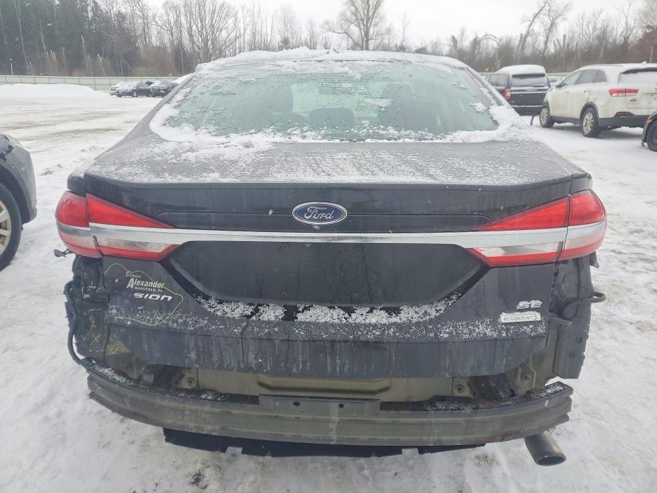 2017 Ford Fusion se