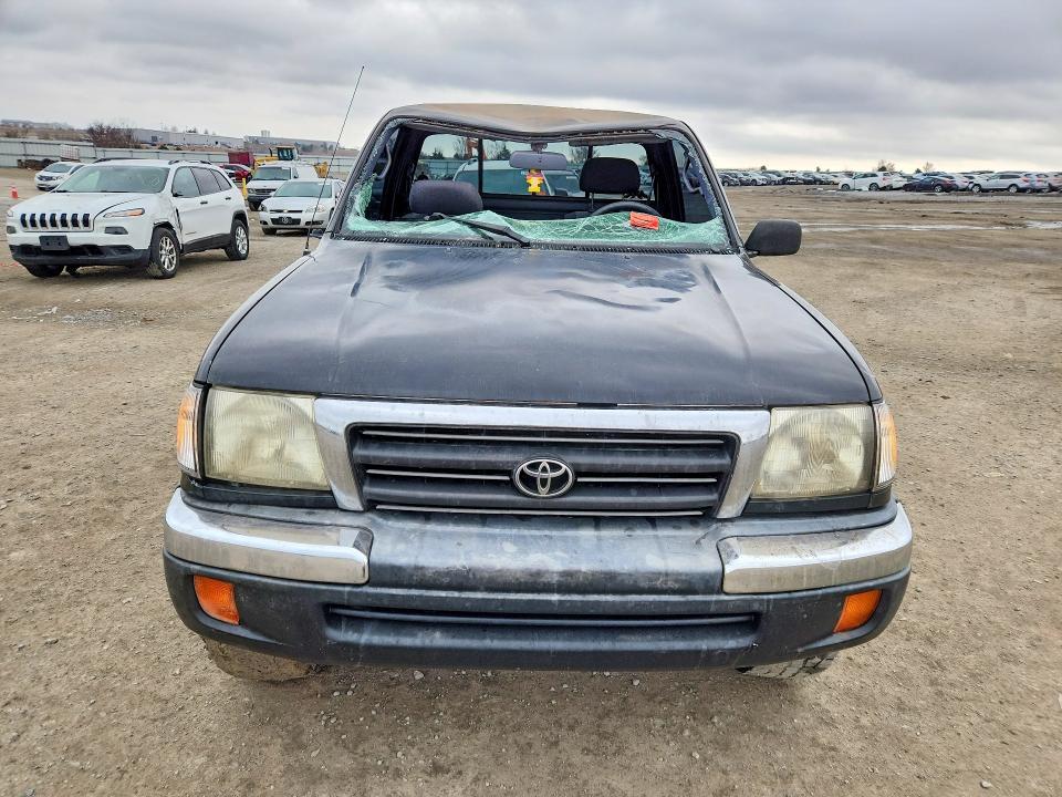1999 Toyota Tacoma