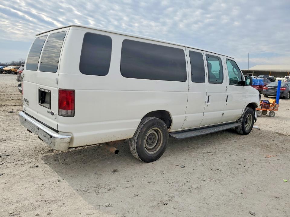 2013 Ford Econoline E350 Super Duty Wagon