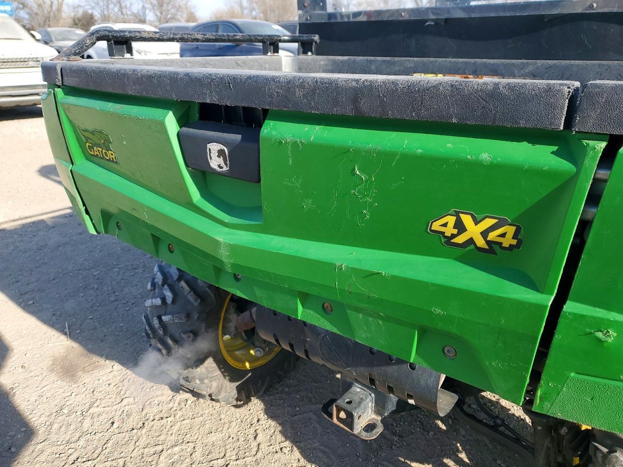 2017 John Deere XUV590E Utility Vehicle