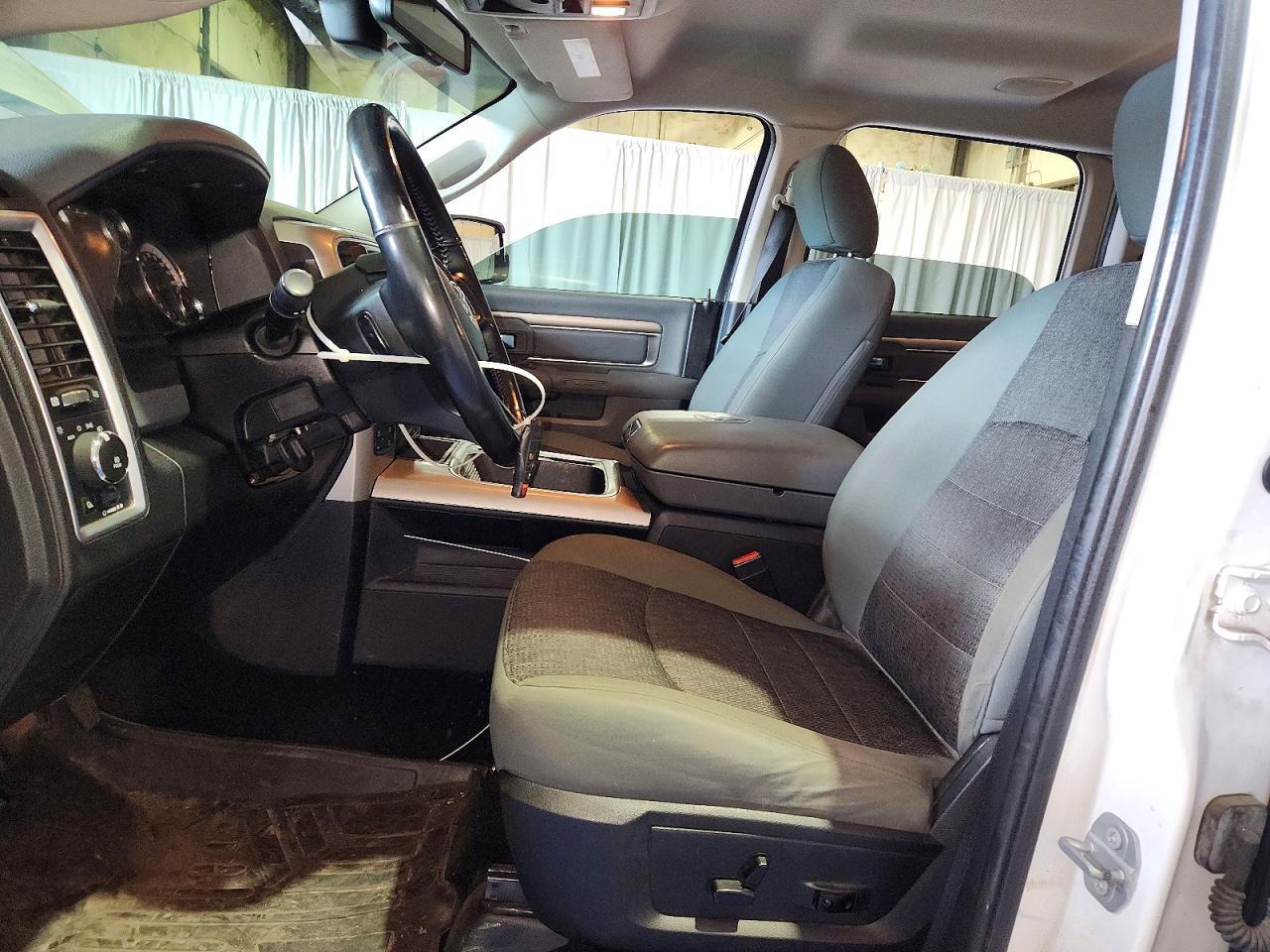 2016 Dodge RAM 1500 SLT