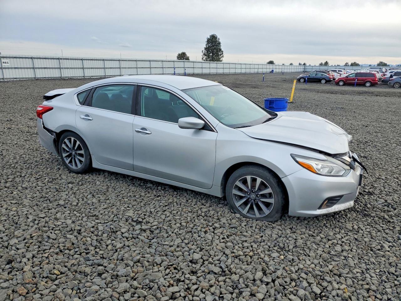 2017 Niss Altima 2.5 sv