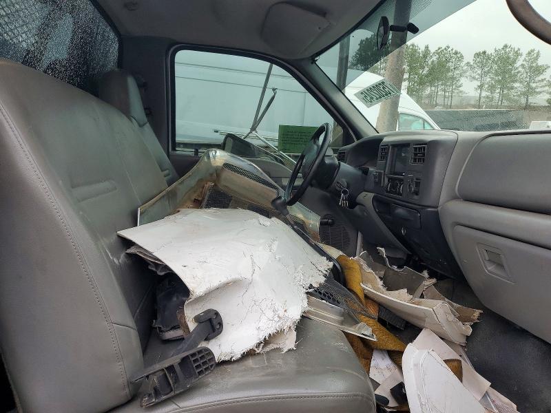 2006 Ford F650 Super Duty Flatbed Truck