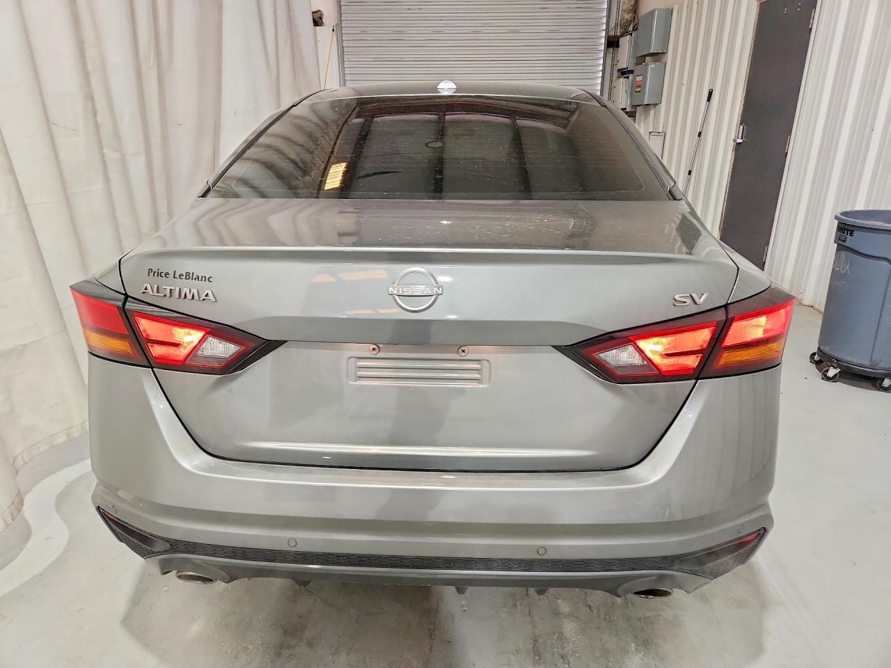2023 Nissan Altima sv
