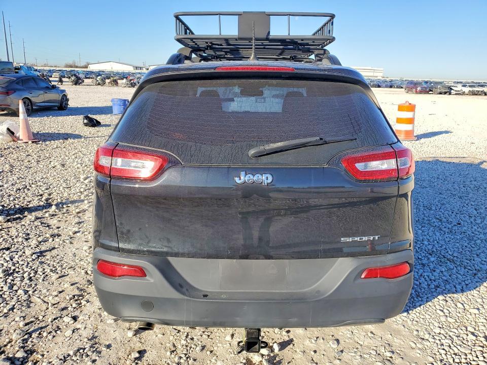 2016 Jeep Cherokee Sport
