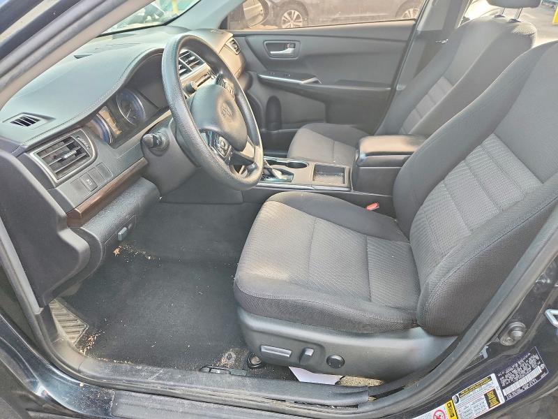 2016 Toyota Camry le