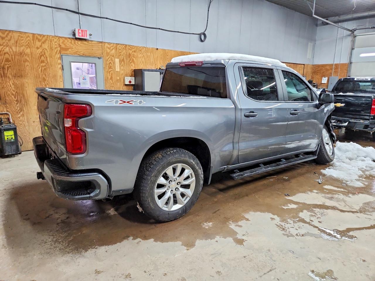 2021 Chevrolet Silverado K1500 Custom