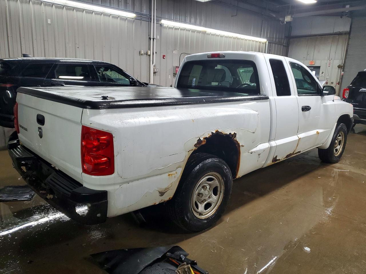 2005 Dodge Dakota st
